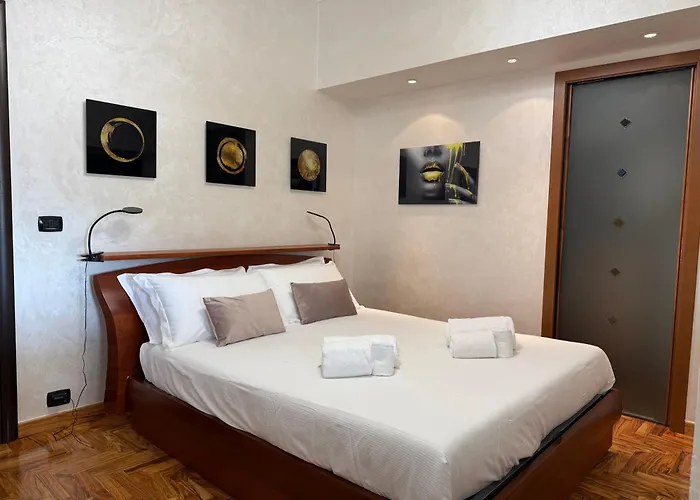 Luxury Av דירה *